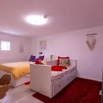 Yellow House - Ecohost - Casa Com Jardim Privado E Bbq Perto Do Porto, Aeroporto E Praias 4* Perafita