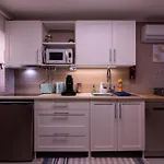 Yellow House - Ecohost - Casa Com Jardim Privado E Bbq Perto Do Porto, Aeroporto E Praias Gæstehus Perafita