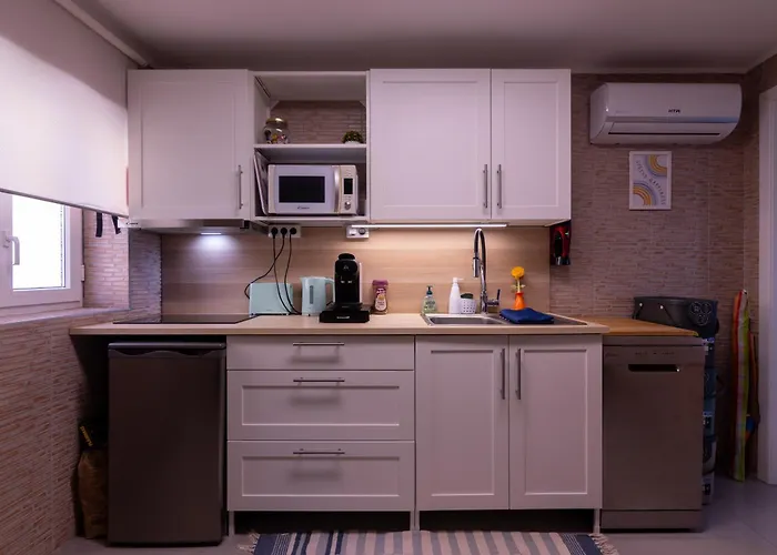 Yellow House - Ecohost Casa de hóspedes Perafita