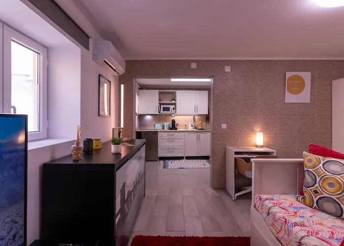 Casa de hóspedes Yellow House - Ecohost Perafita