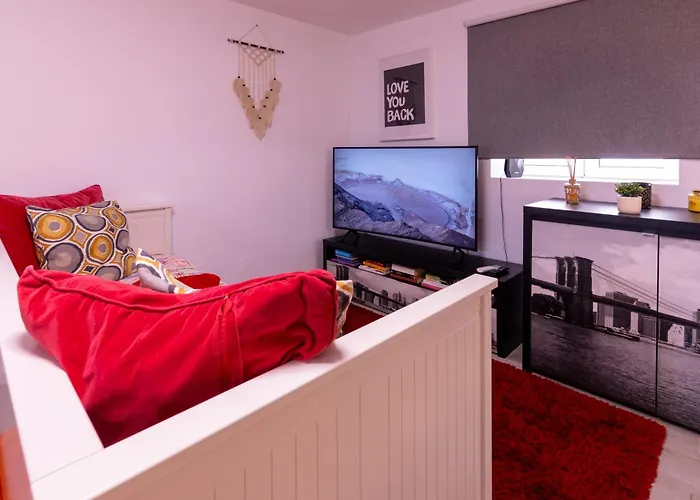 Casa de hóspedes Yellow House - Ecohost 4*